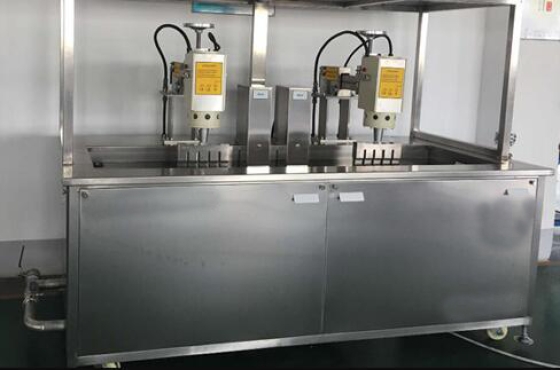 聚能式噴絲板超聲波清洗機(jī)