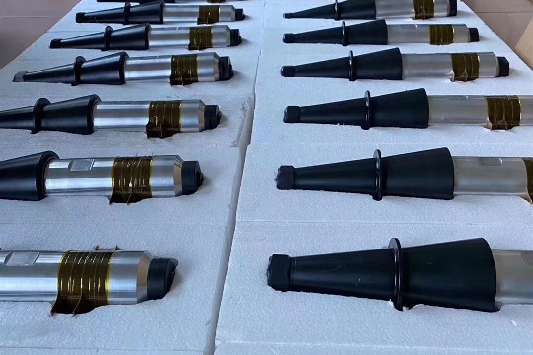 大功率15K換能器